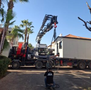 הובלת קרוואנים- מבנים ניידים עם שיא הובלות ומסחר בע"מ