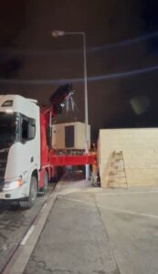 הנפת מרחב מוגן מעל גדר מבטון בצורה מקצועית